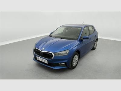Skoda Fabia 1.0i Selection CARPLAY / FULL LED / KEYLESS / PDC AR (2026) - Foto 1