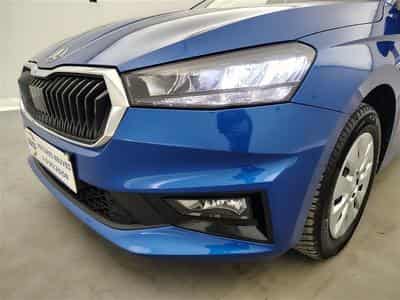 Skoda Fabia 1.0i Selection CARPLAY / FULL LED / KEYLESS / PDC AR (2026) - Foto 15