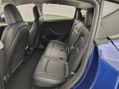Tesla Model Y Standard Range RWD CUIR/NAVI/PANO (2023) - Photo 13