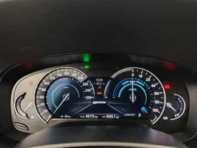 BMW 530 530eA PHEV Performance (2019) - Photo 10