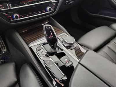 BMW 530 530eA PHEV Performance (2019) - Photo 12