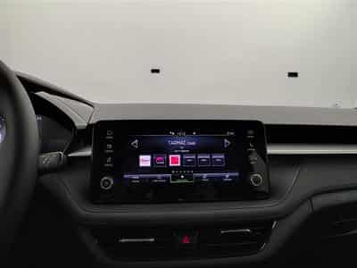 Skoda Fabia 1.0i Selection CARPLAY / FULL LED / KEYLESS / PDC AR (2026) - Foto 11