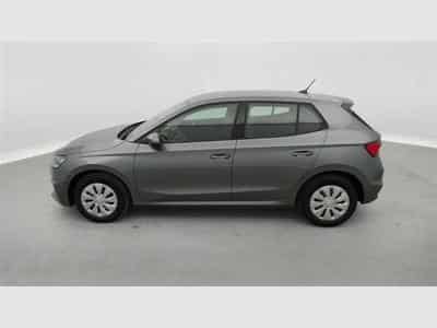 Skoda Fabia 1.0i Selection CARPLAY / FULL LED / KEYLESS / PDC AR (2026) - Foto 3