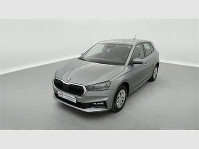 Skoda Fabia 1.0i Selection CARPLAY / FULL LED / KEYLESS / PDC AR (2026) - Foto 1