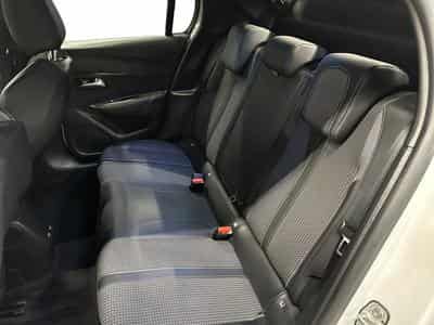 Peugeot 208 50 kWh GT (2021) - Photo 9