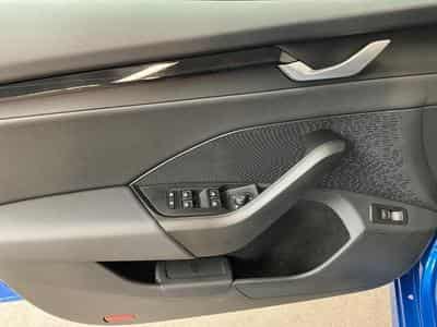 Skoda Octavia Sportline+DSG+Standh.+LM18+AHK+P.Light&View (2025) - Foto 14