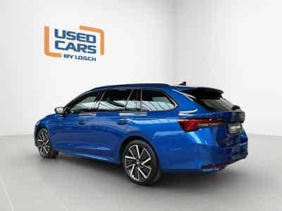 Skoda Octavia Sportline+DSG+Standh.+LM18+AHK+P.Light&View (2025) - Foto 6