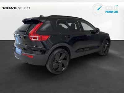 Volvo XC40 Black-Edition Plus (2025) - Photo 2