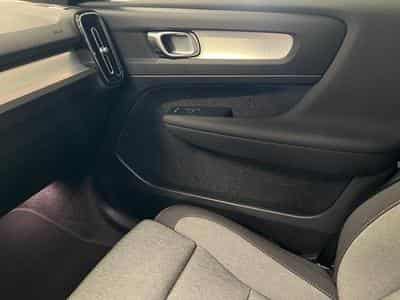 Volvo XC40 Core (2024) - Photo 12