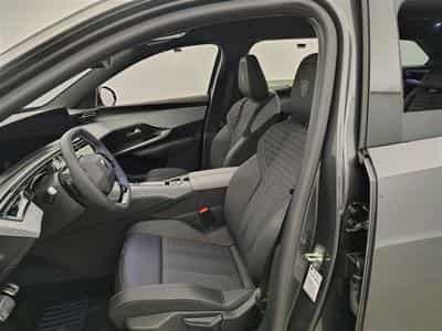 Peugeot 5008 1.2 HYBRID 145cv e-DSC6 GT 7pl. NAVI / FULL LED / CAMERA (2026) - Foto 7