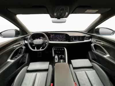 Audi Q5 SB+S-Line+Quatt.+S-Tronic+P.Business+AHK+P.tech+ (2025) - Photo 2
