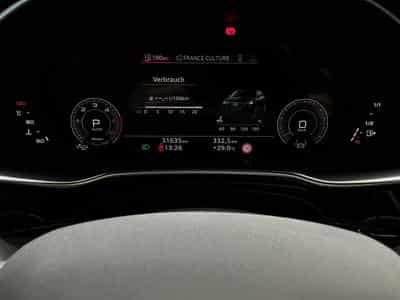 Audi Q3 SB+S-Line+35TDI+S-Tronic+P.Premium (2025) - Photo 11