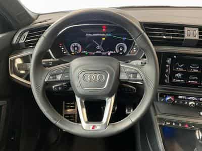 Audi Q3 SB+S-line+35TDI+S-Tronic+P.Premium+Sound+Black-Style (2025) - Photo 10