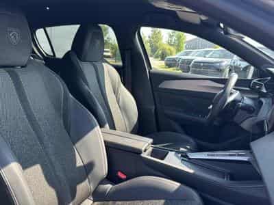 Peugeot 308 1.2 HYBRID 145 GT E-DCS6 (2025) - Photo 12