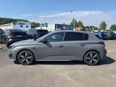 Peugeot 308 1.2 HYBRID 145 GT E-DCS6 (2025) - Photo 8