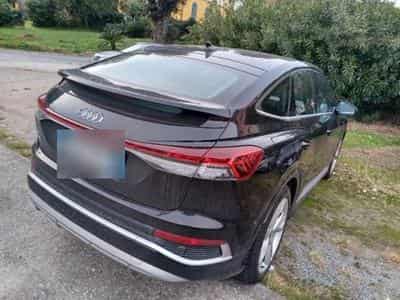 Audi Q4 e-tron S line Sportback (2023) - Photo 4