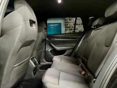 Skoda Octavia Octavia Combi 2.0 TDi 150cv SPORTLINE (2023) - Photo 6