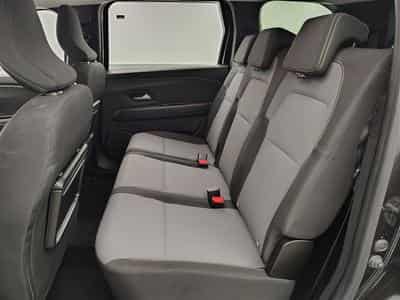 Dacia Jogger Hybrid 1.6 Extreme 7PL / NAVI / CARPLAY / CAMERA (2025) - Photo 13