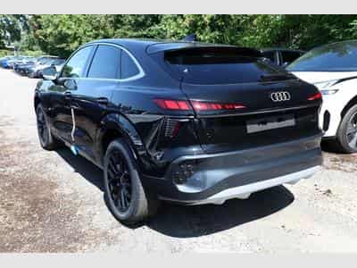 Audi Q3 Sportback Intense (2026) - Photo 4