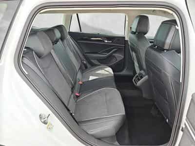 VW Passat Variant 2.0 TDI 110 kW Elegance (2026) - Foto 13