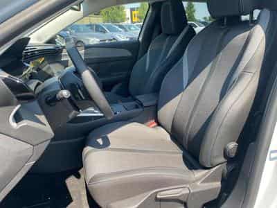 Peugeot 308 1.5 BLUEHDI 130 ALLURE EAT8 (2025) - Foto 10