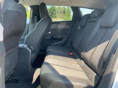 Peugeot 308 1.5 BLUEHDI 130 ALLURE EAT8 (2025) - Foto 12