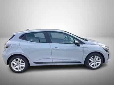 Renault Clio 1.5 dCi 101 Evolution (2025) - Foto 5