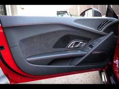 Audi R8 V10 GT RWD S-TRONIC - 1 OF 333 - TANGO RED METALLIC - WARRAN (2023) - Photo 11