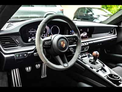 Porsche 911 (992.2) CARRERA T COUPE 6-SPEED MANUAL - VANADIUM GREY + SAT (2025) - Photo 11