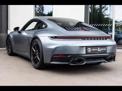 Porsche 911 (992.2) CARRERA T COUPE 6-SPEED MANUAL - VANADIUM GREY + SAT (2025) - Photo 3