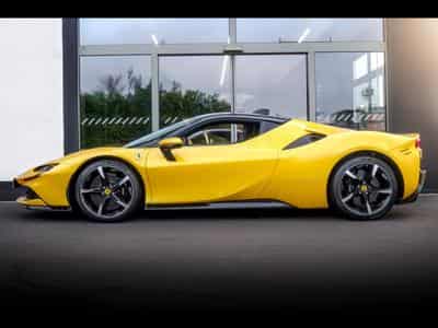 Ferrari SF90 STRADALE GIALLO 3 STRATO CARBONE BLEU (2022) - Photo 2
