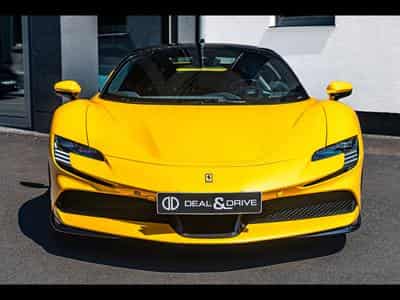 Ferrari SF90 STRADALE GIALLO 3 STRATO CARBONE BLEU (2022) - Photo 5