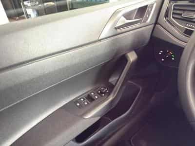 VW Taigo R-LINE (2025) - Foto 14