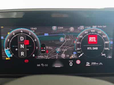 VW Tiguan R-LINE (2026) - Foto 11