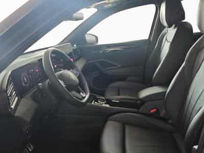 VW Tiguan R-LINE (2026) - Foto 9