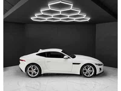 Jaguar F-Type P300 Coupe R-Dynamic / Meridian / LED / 1.Hand (2021) - Photo 6