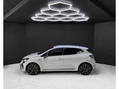 Renault Clio Esprit Alpine E-Tech Full Hybrid 145 (2025) - Photo 2
