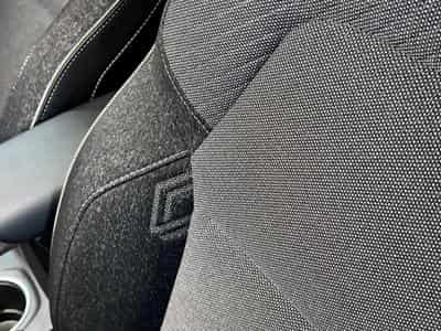 Renault Captur 1.3 TCE 160 CV TECHNO **Caméra** Sièges Chauff.** ACC ** (2025) - Photo 8