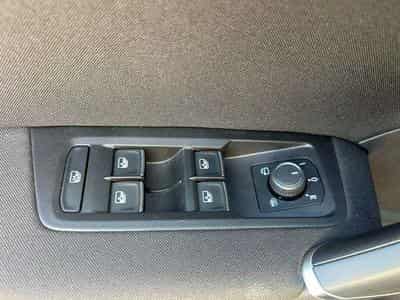 VW Touran Touran 1.5 TSI Highline Business OPF DSG Highline Business 7 (2025) - Photo 12