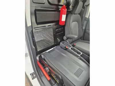 Ford Transit Trend BEV 43kWh - 136cv A1 (2025) - Photo 7