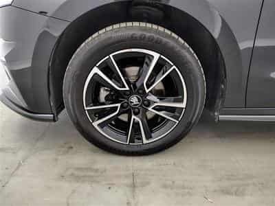 Skoda Fabia 1.0 TSI 115cv DSG MonteCarlo CARPLAY / FULL LED / CAMERA (2025) - Foto 6