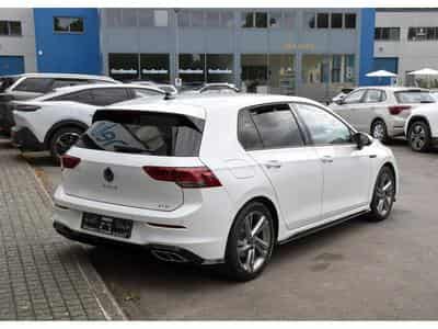 VW Golf 1.5 eTSI R-Line DSG ACC TRAVEL SIDE CAM PARK ATT RMQ 1° MAIN (2021) - Photo 4