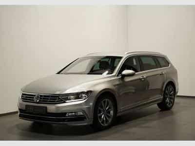 VW Passat Variant R Line 4M *2.HD *ACC *Massage * (2017) - Photo 1