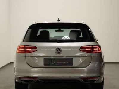VW Passat Variant R Line 4M *2.HD *ACC *Massage * (2017) - Photo 5
