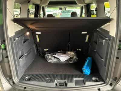 Ford Tourneo Titanium (2026) - Photo 9