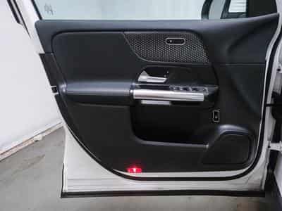 Mercedes EQA Progressive Advanced (2025) - Photo 9