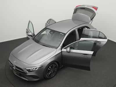 Mercedes A 180 d Progressive LED+Kamera+MBUX+Apple (2025) - Foto 14