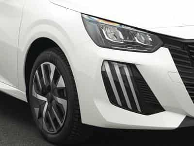Peugeot 208 1.2 Hybrid 110 Style (1970) - Foto 9