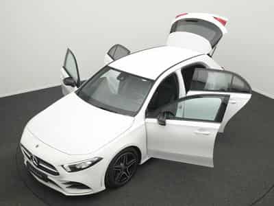 Mercedes A 180 d AMG-Line LED+Kamera+Night+Ambi (2021) - Foto 14