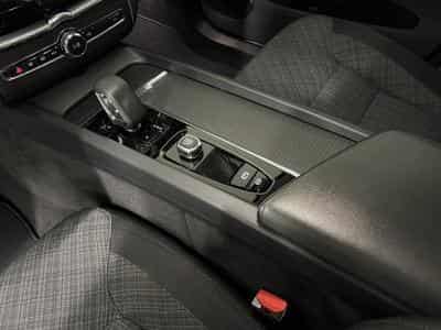 Volvo XC60 Core (2024) - Foto 8